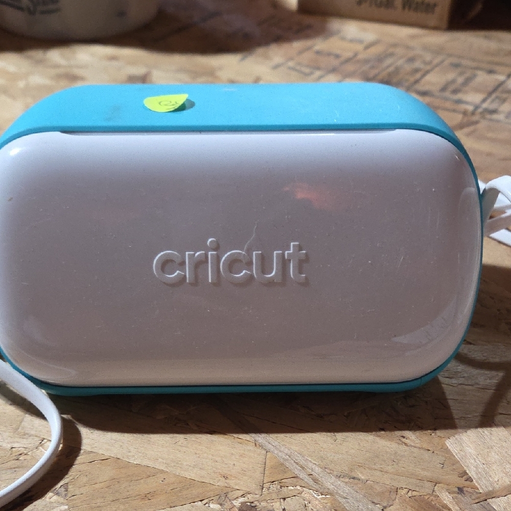 Cricut Turquoise and White Craft Device